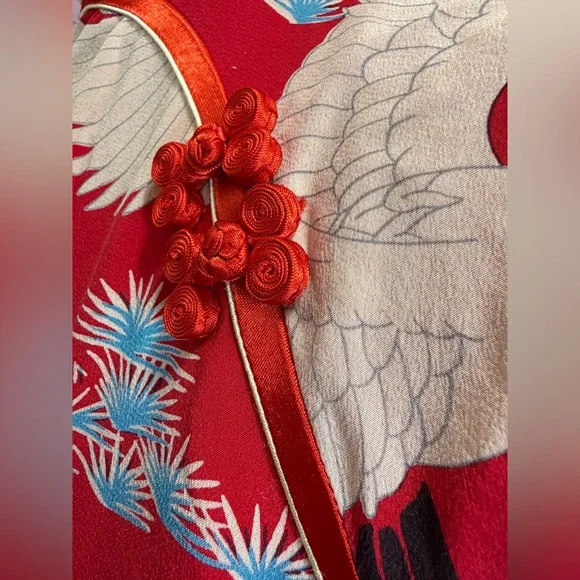 100% silk crane cheongsam by Avanti Authentic Hawaii - Picture 11 of 11